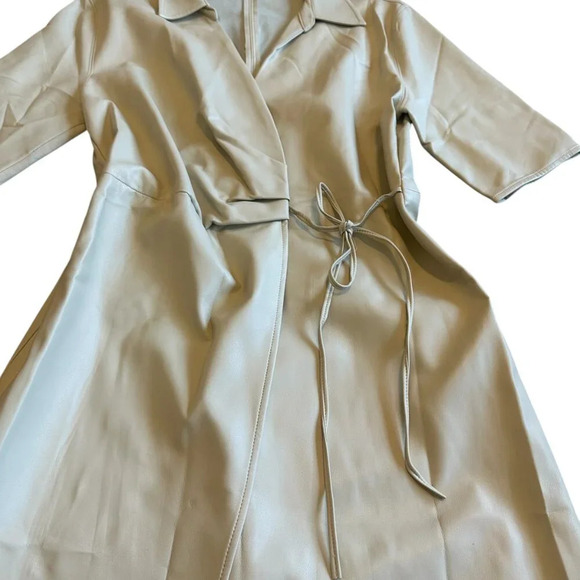 Oak + Fort Cream Vegan Faux Leather Wrap Dress Midi Length Size Small Women's - Picture 4 of 13